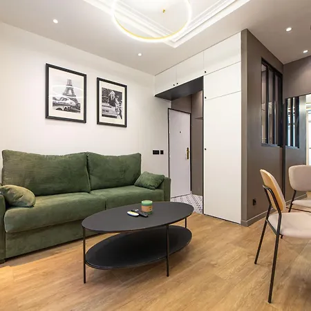 Cosy - Moulin Rouge Apartament