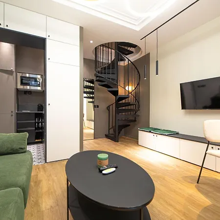 Cosy - Moulin Rouge * Paryż